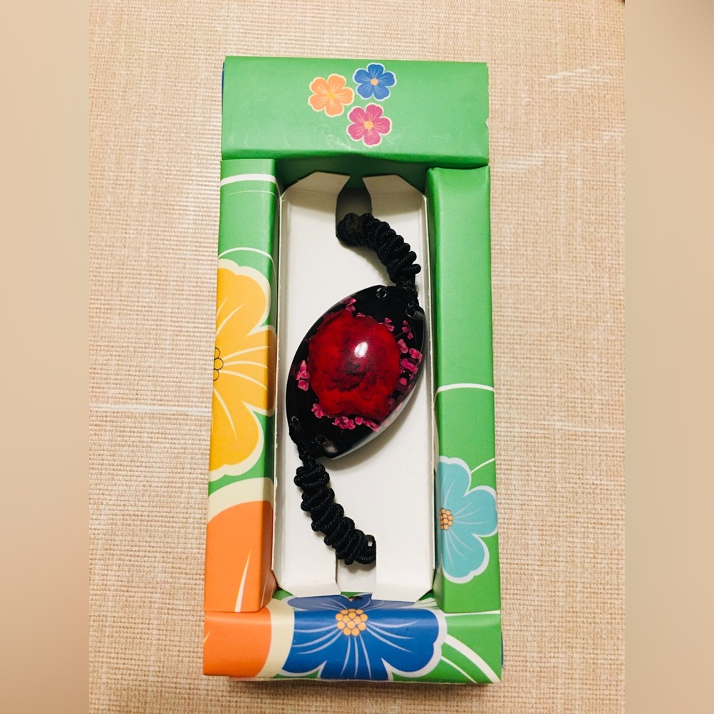 Extendable cord bracelet